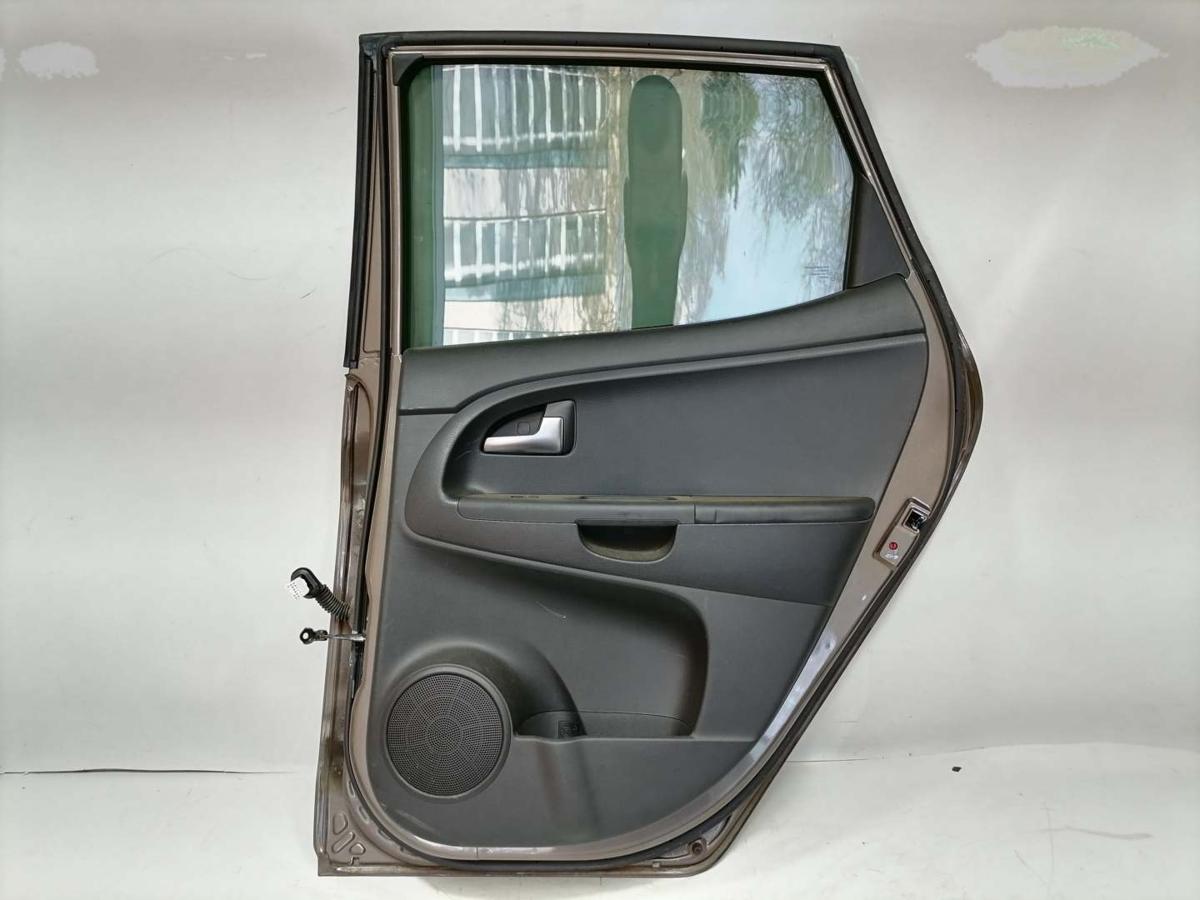 Kia Venga YN BJ16 original T&uuml;r hinten rechts D5 Sand Track Metallic Rohbau